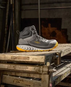 Men KEEN Work Boots & Shoes<Men'S Arvada Mid Work Sneaker (Carbon-Fiber Toe) | Black/ Yellow