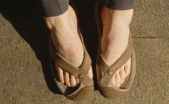 Men KEEN Slip-Ons<Men'S Waimea Leather Flip-Flop | Brindle/Birch